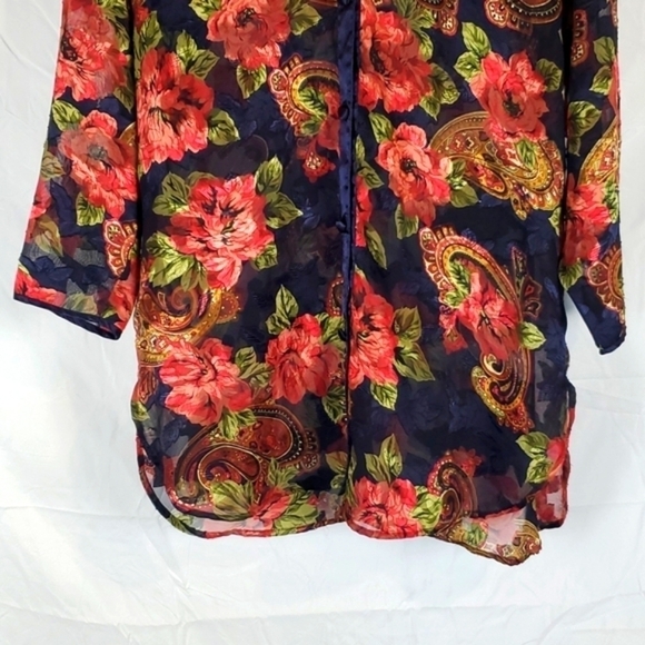 Vintage Victoria's Secret Gold Label Semi-Sheer‎ Floral Button Up Robe - Picture 4 of 6